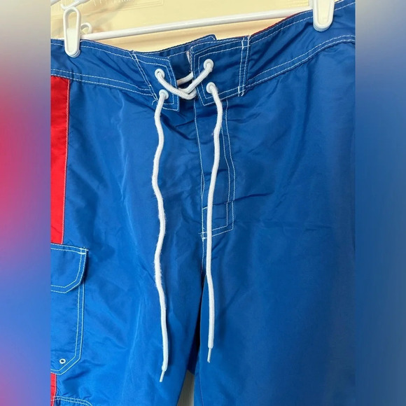 GIII Sports Official MLB Merchandise Chicago Cubs Baseball Swim Trunks Size XL - Picture 4 of 9